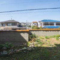 神戸市垂水区青山台の売買物件/程よい広さのお庭付き