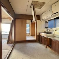 神戸市垂水区舞子台の売買物件/キッチン。正直かなりボロボロです