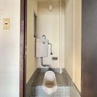 神戸市垂水区舞子台の売買物件/トイレは６戸全てにありますが、どれも和式です