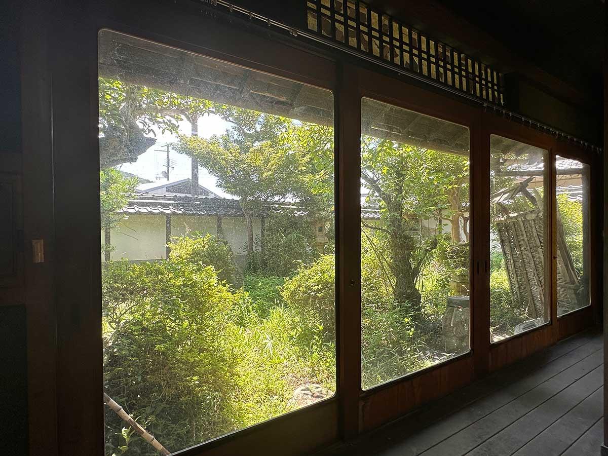 丹波市山南町の賃貸物件/庭を望む