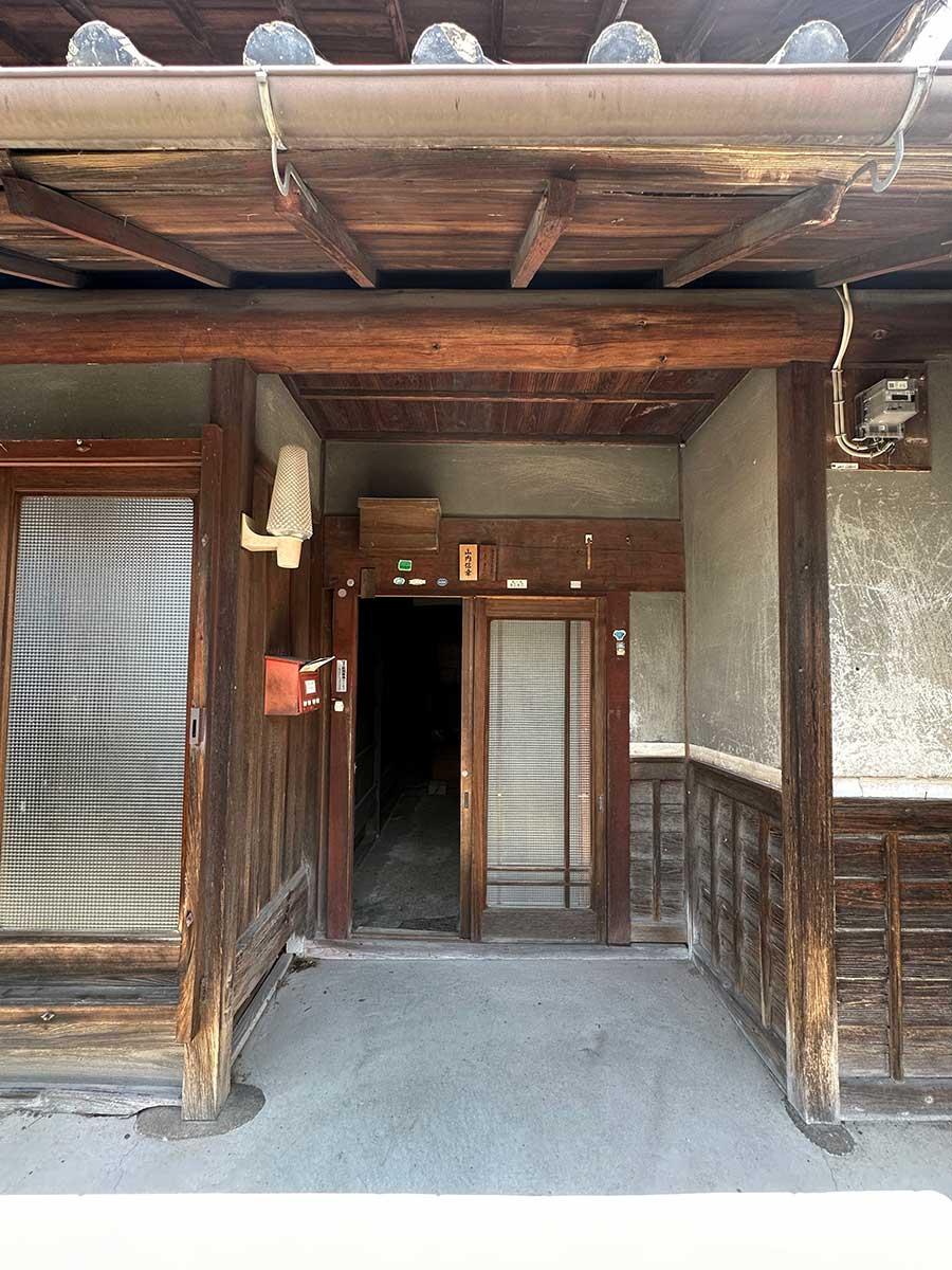 丹波市山南町の賃貸物件/玄関