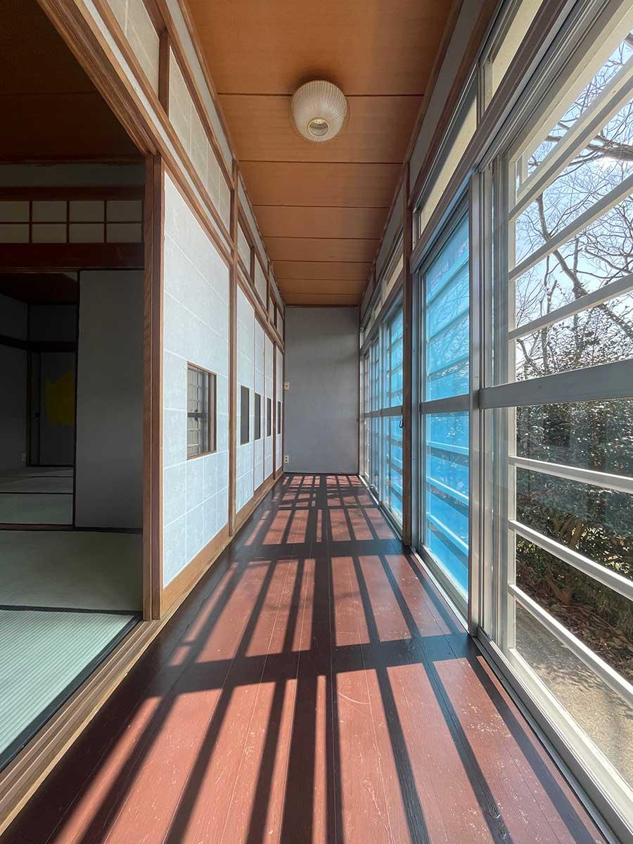 神戸市西区押部谷町の売買物件/日差しがたっぷり入る縁側