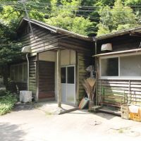 神戸市中央区神戸港地方字再度谷の売買物件/木張りのレトロな外観