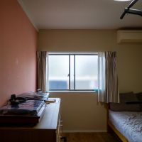 宝塚市仁川台の売買物件/こちらはサーモンピンクの部屋