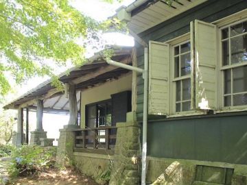 神戸市灘区六甲山町北六甲の売買物件/山頂の異端児 -平屋-
