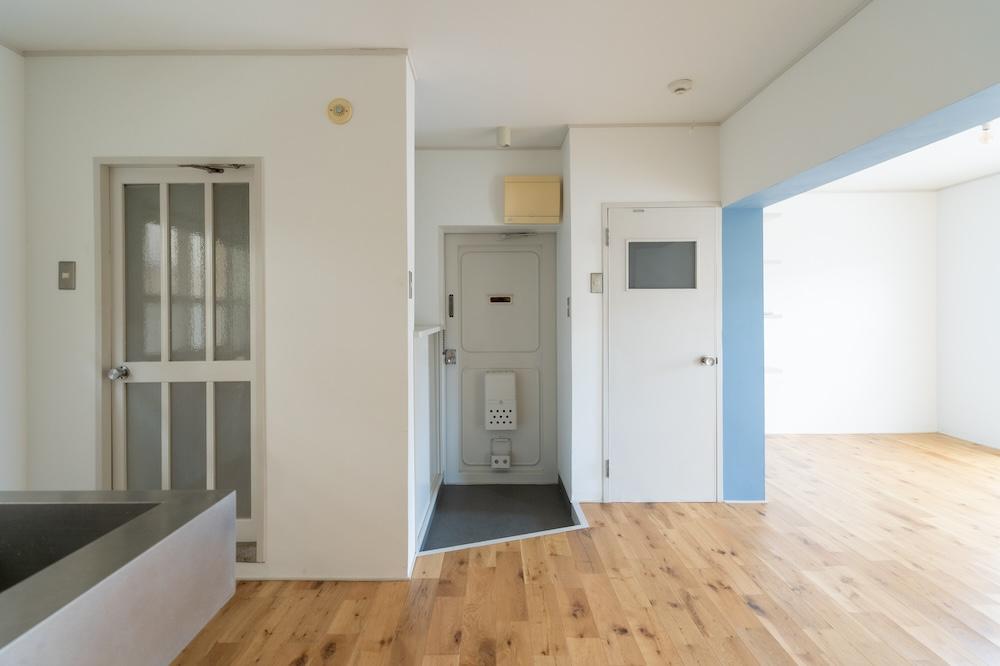 神戸市東灘区森北町の賃貸物件/レトロな建具はそのままに