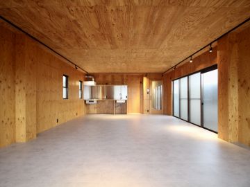 芦屋市翠ケ丘町の賃貸物件/木と光のラフな住まい