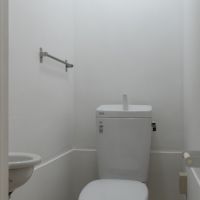 尼崎市道意町の賃貸物件/トイレも清潔感あり
