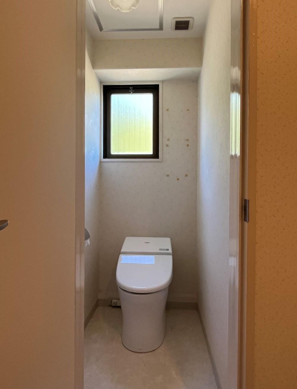 神戸市中央区北野町の賃貸物件/トイレには窓も