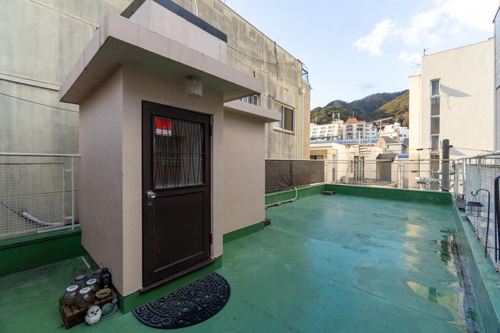 神戸市中央区山本通の賃貸物件/広々とした屋上をどう使う？