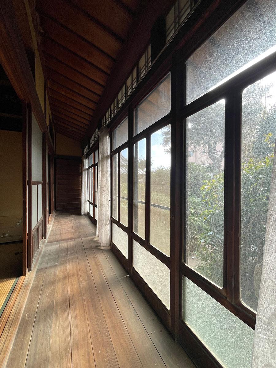 神戸市西区岩岡町岩岡の売買物件/日差しがたっぷり入る縁側