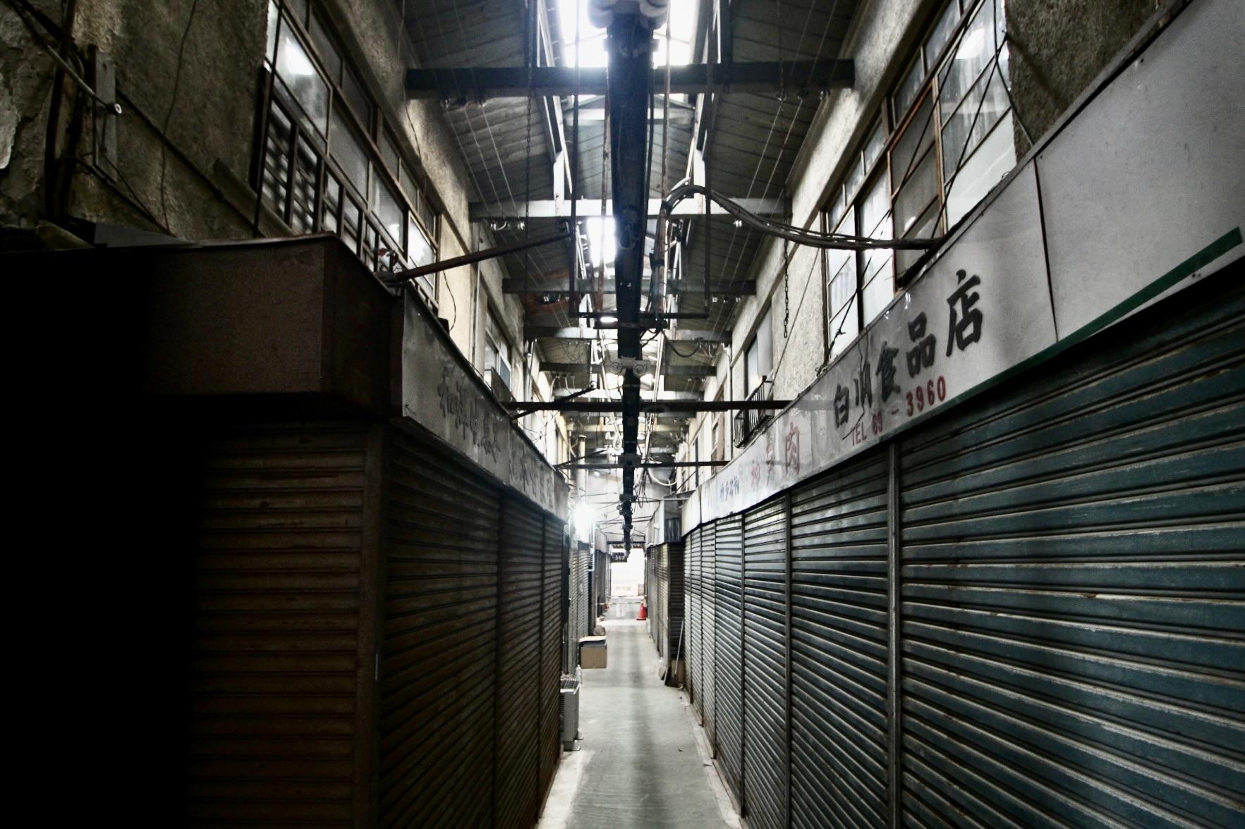 神戸市長田区名倉町の賃貸物件/市場アーケード、現在封鎖中