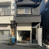神戸市兵庫区荒田町の売買物件/連棟長屋の１軒です。