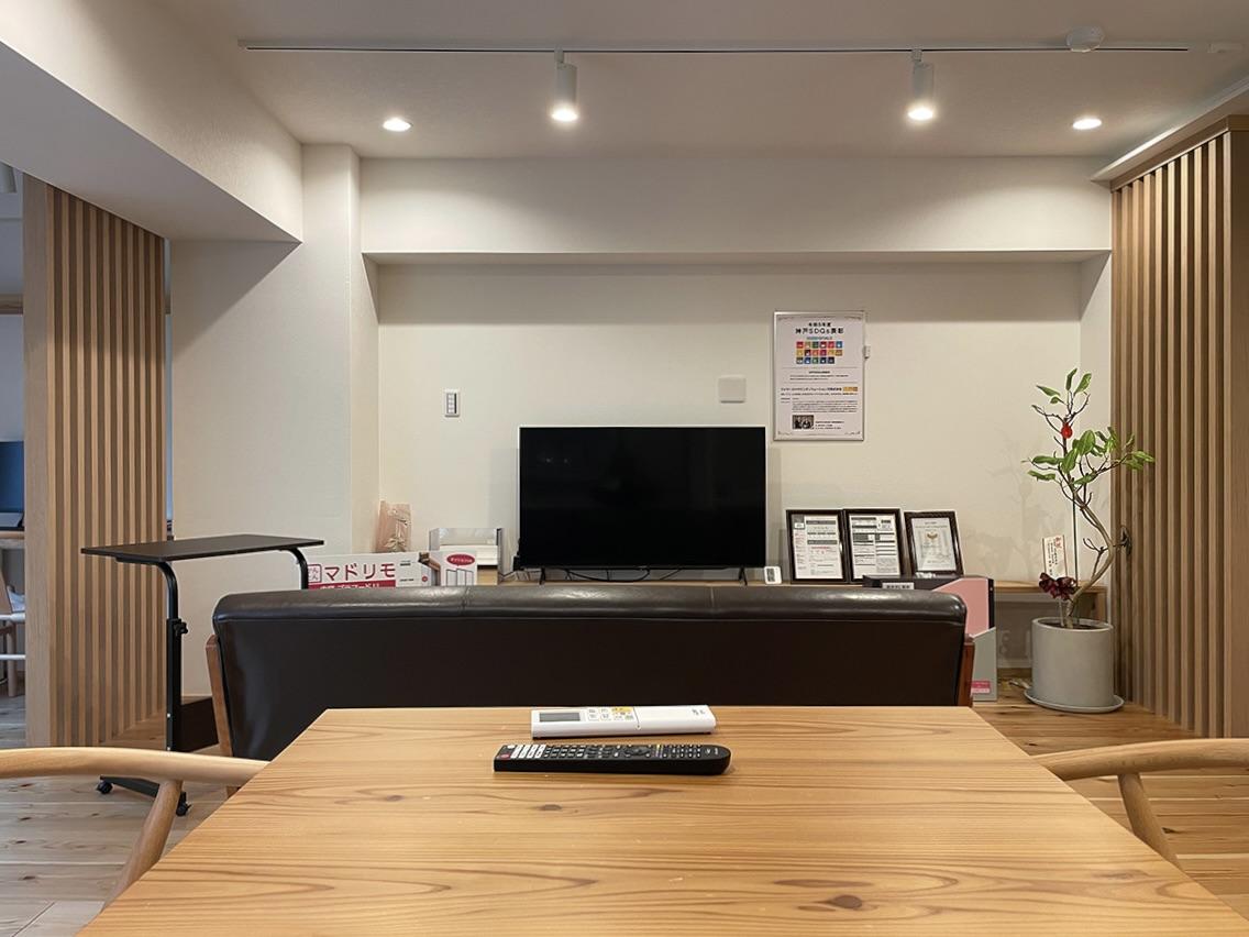 神戸市垂水区千代ヶ丘の売買物件/キッチン側から