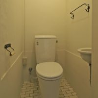 尼崎市道意町の賃貸物件/トイレ　※前回募集時の写真