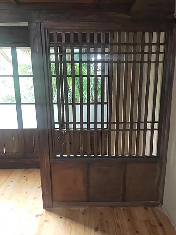 洲本市山手の賃貸物件/渋い建具