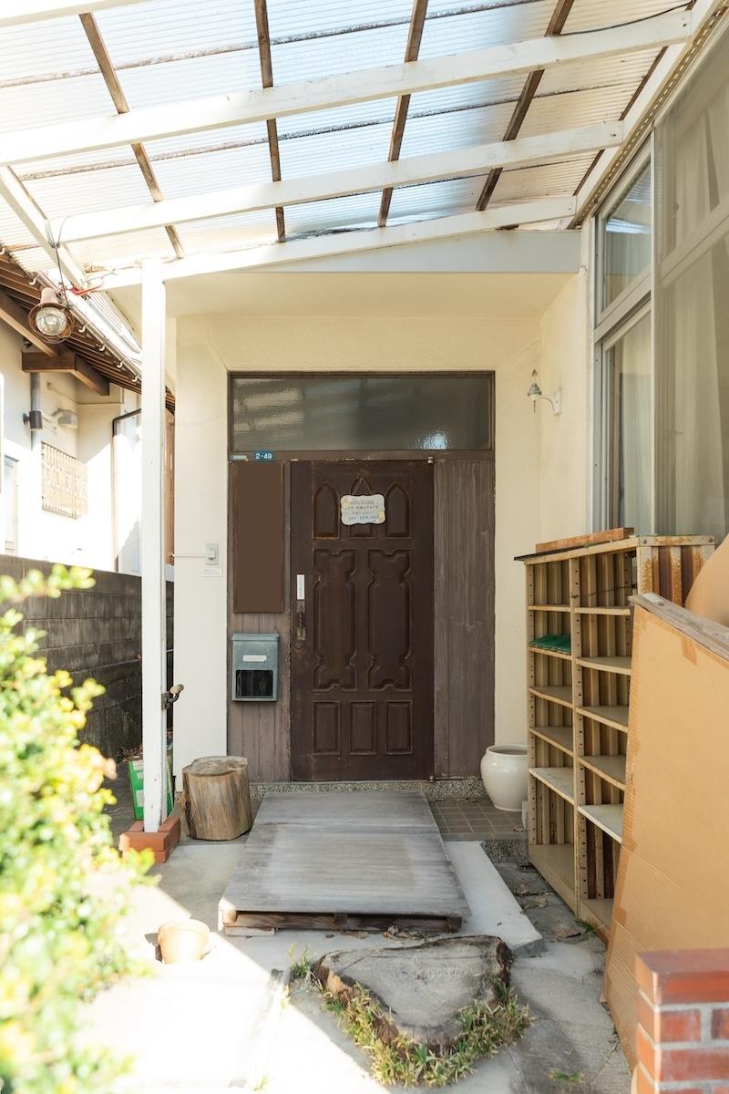 神戸市北区鈴蘭台南町の売買物件/残された下駄箱から、地域の人が集う場所だったことがうかがえます