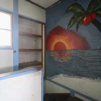 神戸市中央区北野町の賃貸物件/2階和室へと続く階段（改修要）