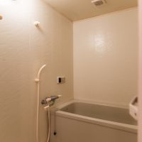 神戸市長田区高取山町の売買物件/お風呂。水回りはプチリフォームもありかも