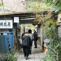 神戸市長田区高取山町の売買物件/すぐ裏には、複数軒の茶屋が営業している高取山が