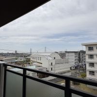神戸市垂水区狩口台の賃貸物件/眺望、遠くに明石海峡大橋