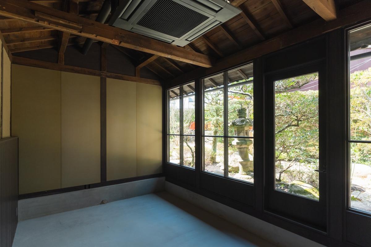 三田市三田町の賃貸物件/庭園を借景とした良質な空間で美食を嗜む