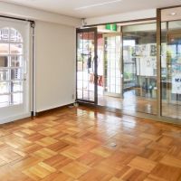 神戸市中央区北野町の売買物件/視認性も良好な2階店舗区画