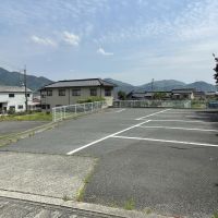 宍粟市山崎町上寺の売買物件/２箇所ある駐車場スペース