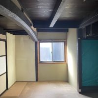 姫路市大塩町の売買物件/１階にも立派な梁が現れています