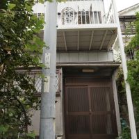 神戸市垂水区塩屋町の売買物件/ここまでの道のりも相まって隠れ家のよう。