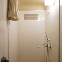 神戸市垂水区塩屋町の売買物件/シャワー室。浴槽はありません。