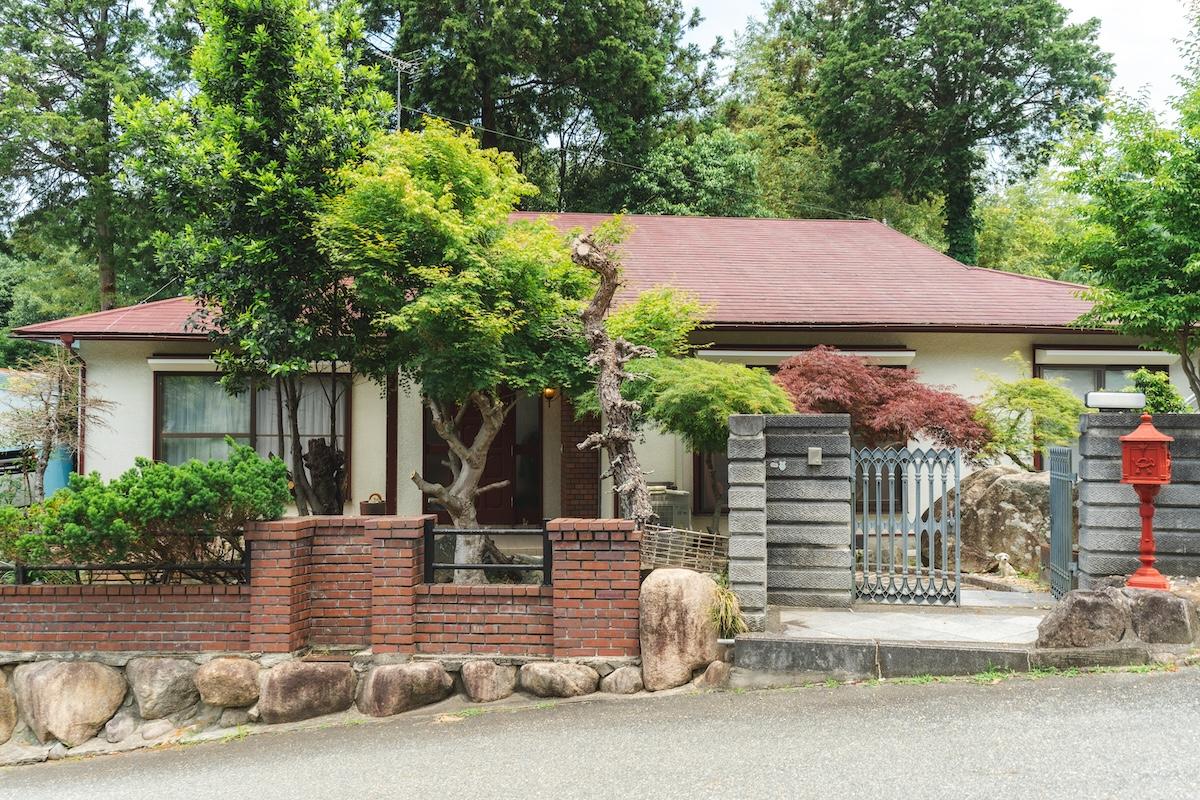 神戸市北区有野町唐櫃の売買物件/赤い屋根の平屋