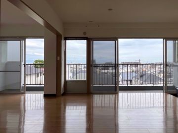 神戸市東灘区本山北町の賃貸物件/空と町のあいだ