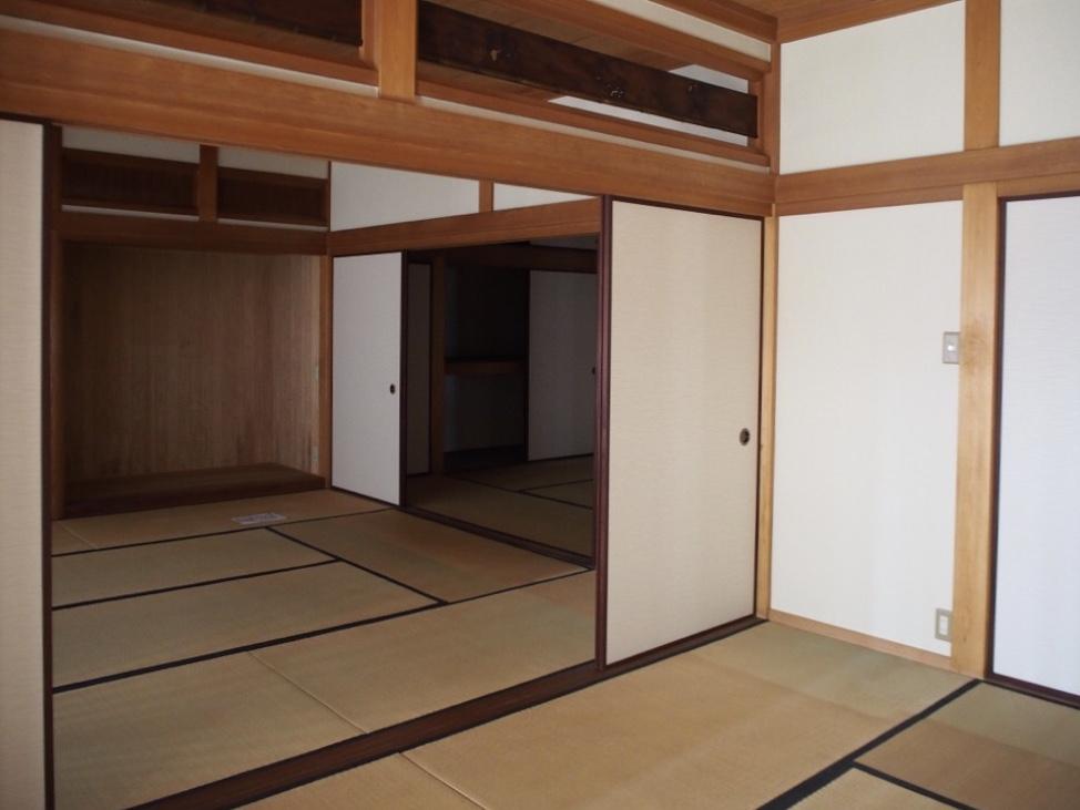 たつの市龍野町大手の売買物件/１階の和室（畳も入居前に取り替え予定）