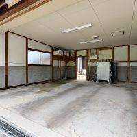 加東市少分谷の売買物件/ガレージ