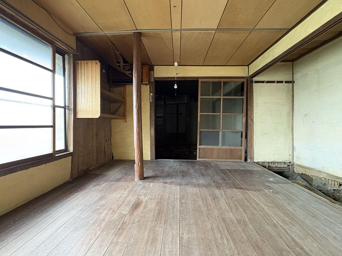 神戸市垂水区西舞子の売買物件/1F洋室
