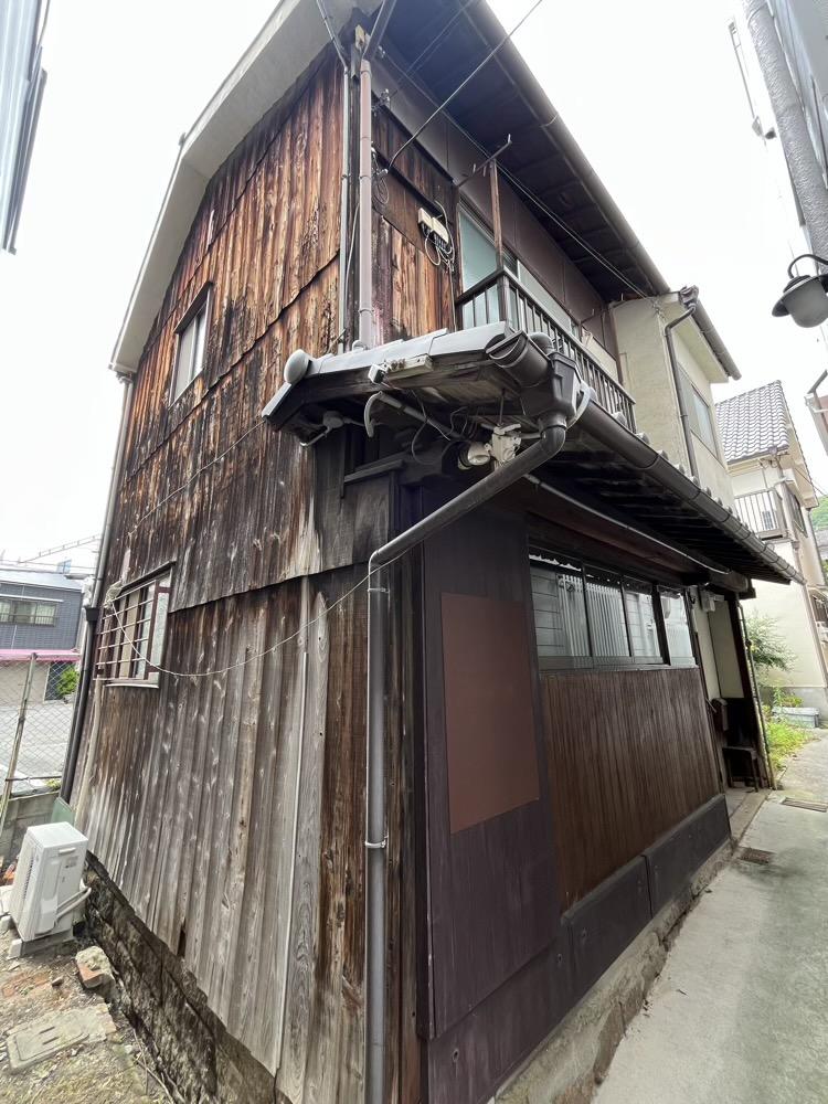 神戸市中央区山本通の賃貸物件/路地裏にひっそりと佇む。