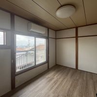 神戸市灘区薬師通の賃貸物件/2階の眺望のいい洋室。（エアコンは残置物です。）