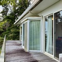神戸市灘区六甲山町の売買物件/海側にデッキの回廊が