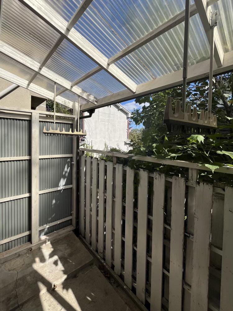 神戸市灘区薬師通の賃貸物件/庭は屋根が付いてるため、少しの雨でも外に出られます。