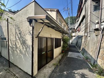 神戸市兵庫区千鳥町の賃貸物件/小さな平家を愛でる