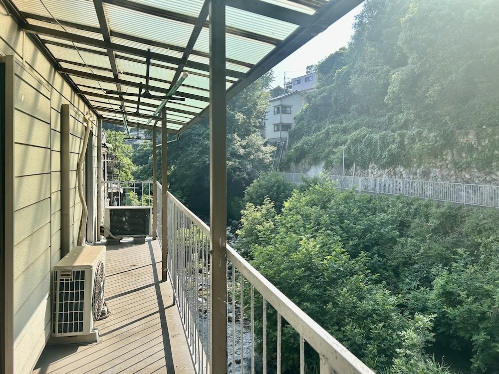 神戸市兵庫区千鳥町の賃貸物件/バルコニー直下に流れる川