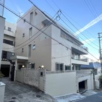 神戸市中央区北野町の賃貸物件/レトロな外観。
