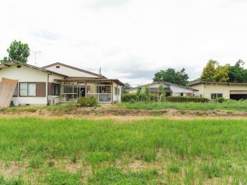 三田市末の売買物件/しずかな湖畔の丘の上