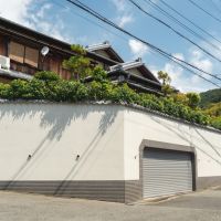 神戸市須磨区高倉台の売買物件/山のふもとの住宅地に佇む立派な日本家屋