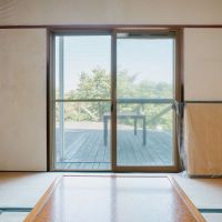 神戸市北区京地の売買物件/ウッドデッキに続く和室。掘り炬燵があります。