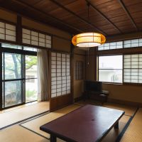 西宮市苦楽園二番町の売買物件/庭を正面に据えた和室