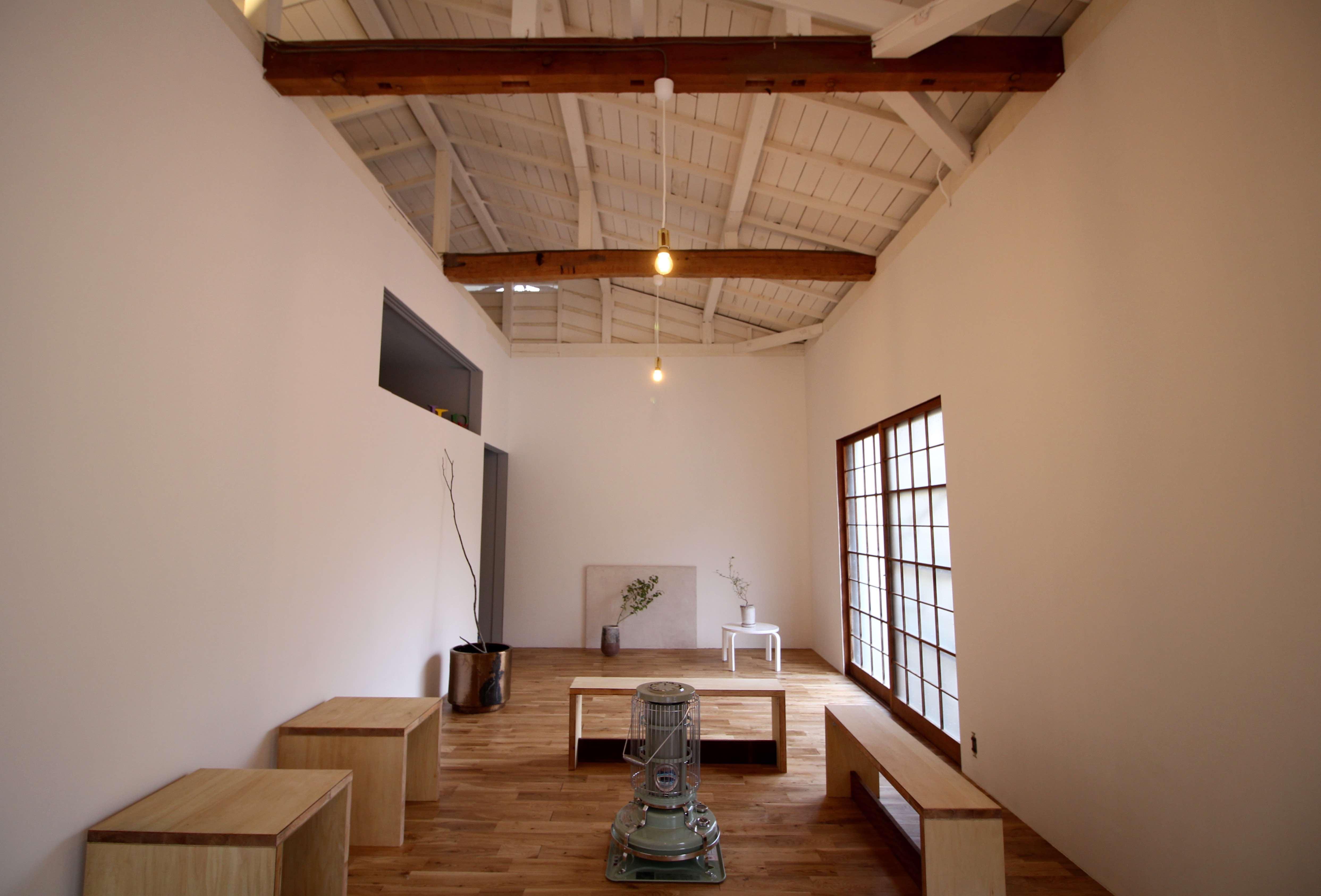 神戸市北区有馬町の賃貸物件/まるでギャラリーのよう。陶芸やアート作品を置くとしっくりハマりそう。