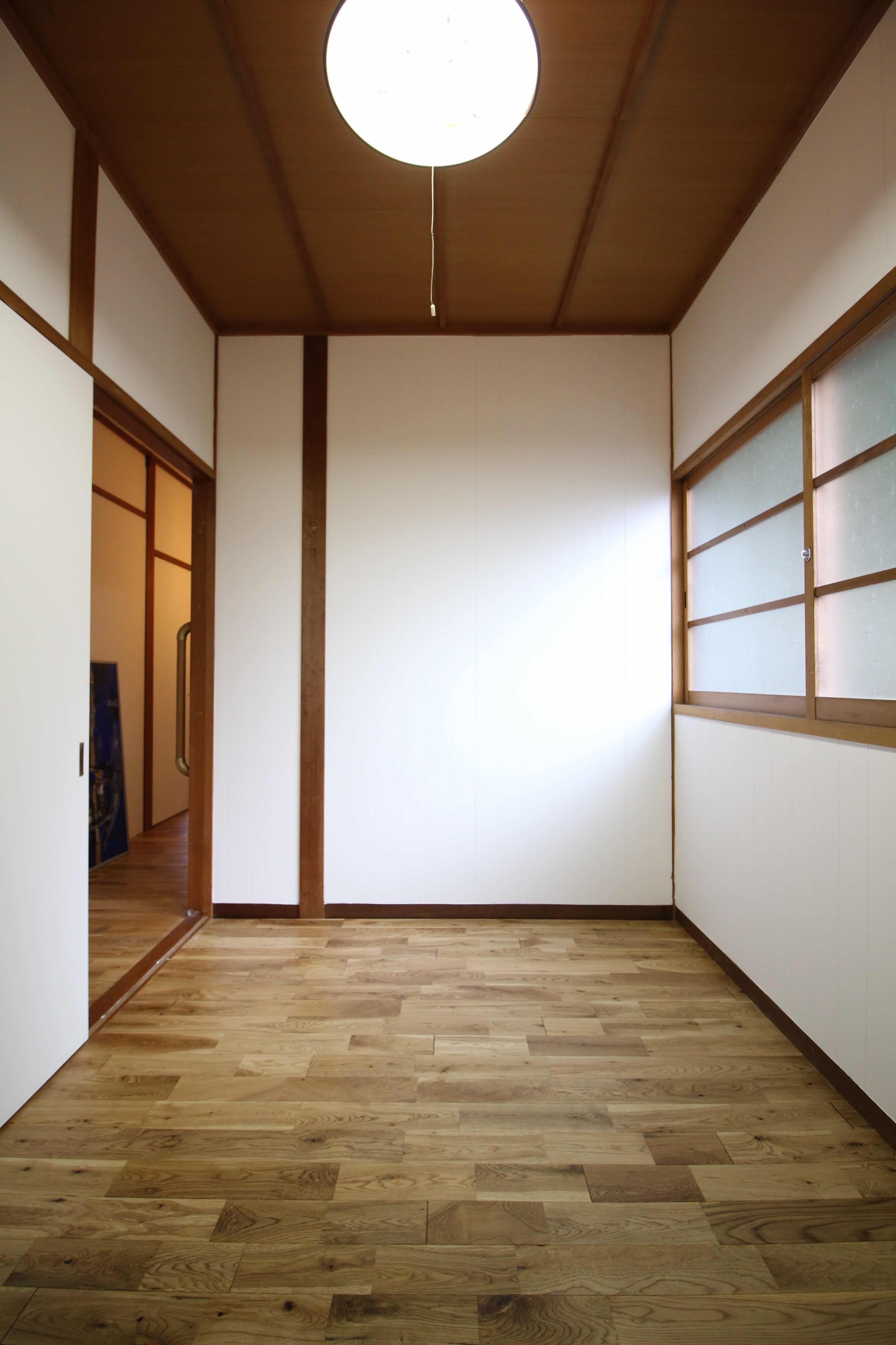 神戸市北区有馬町の賃貸物件/5畳ほどのコンパクトな洋室