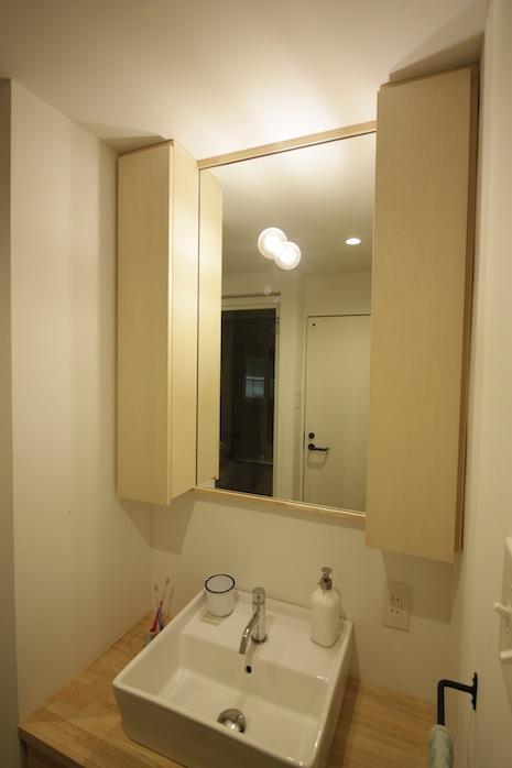 芦屋市東芦屋町の賃貸物件/洗面はシンプルに使い勝手が良い